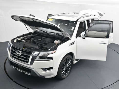 Used 2023 Nissan Armada Platinum w/ Captain's Chairs Package AWD/4WD image 43