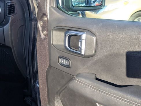 Used 2022 Jeep Wrangler Unlimited Sahara w/ Cold Weather Group image 34