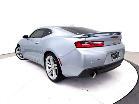 Used 2017 Chevrolet Camaro SS RWD image 2