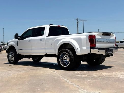 Used 2022 Ford F350 King Ranch w/ King Ranch Ultimate Package AWD/4WD image 5