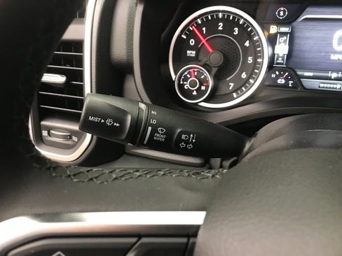 New 2026 RAM 1500 4x4 Crew Cab image 17