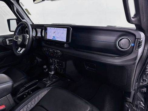 Used 2024 Jeep Wrangler High Altitude AWD/4WD image 36