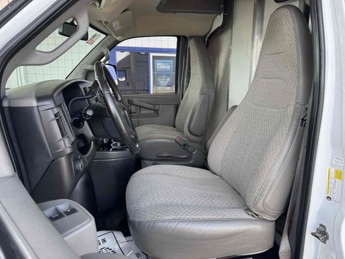 Used 2023 Chevrolet Express 3500 w/ Power Convenience Package RWD image 11