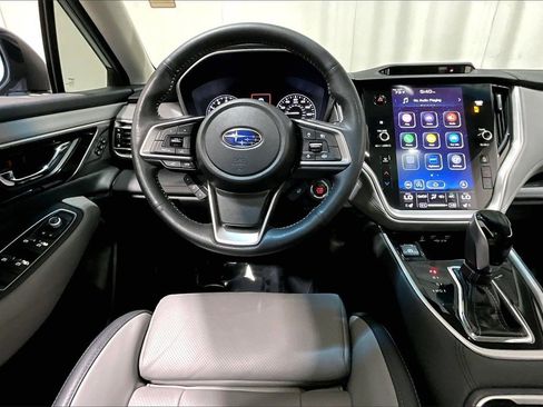 Used 2022 Subaru Outback Limited image 4