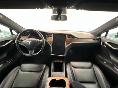 Used 2020 Tesla Model S Long Range image 9