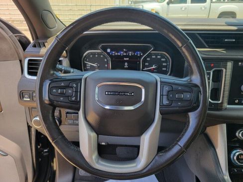 Used 2021 GMC Yukon XL Denali w/ Denali Premium Package RWD image 18