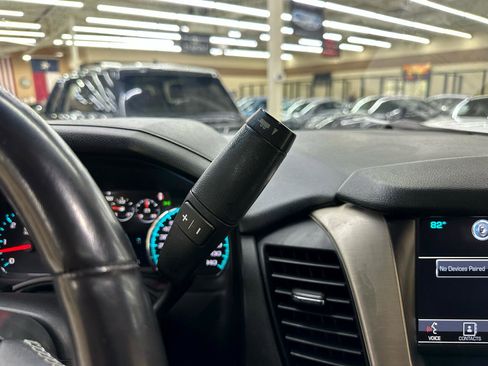 Used 2020 GMC Yukon XL Denali image 29