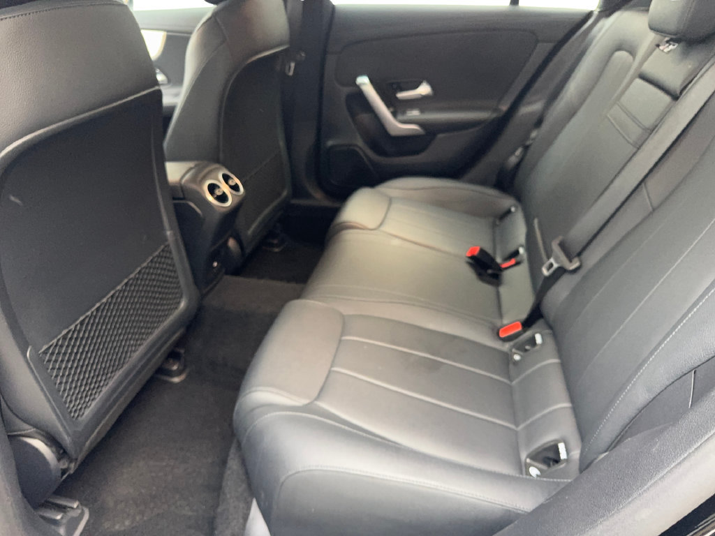 Used 2025 Mercedes-Benz CLA 250 image 33