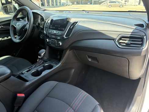 Used 2024 Chevrolet Equinox RS FWD image 27