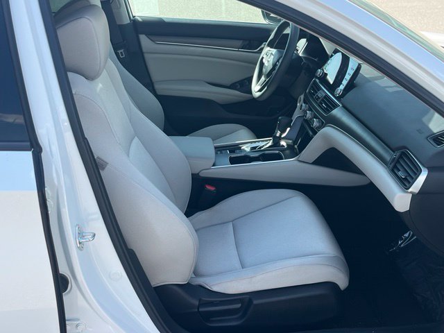 Used 2022 Honda Accord LX image 10