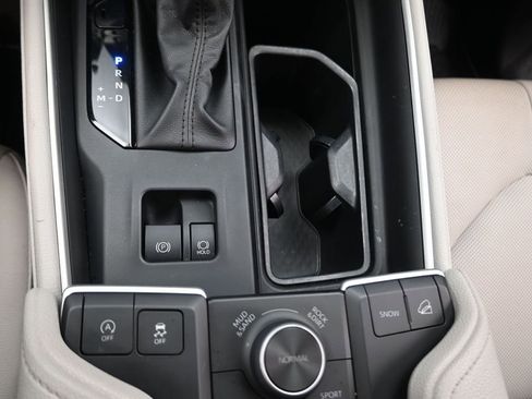 Used 2024 Toyota Grand Highlander AWD image 12