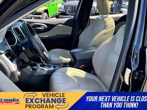Used 2015 Jeep Cherokee Limited AWD/4WD image 21