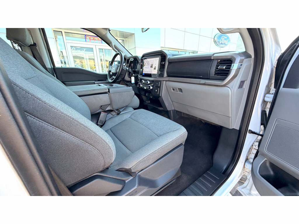 Used 2025 Ford F150 XLT w/ Equipment Group 301A Standard AWD/4WD image 9