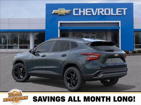 New 2026 Chevrolet Trax LT w/ Driver Confidence Package image 3