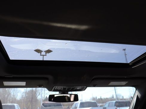 Used 2022 Chevrolet Silverado 1500 LTZ w/ LTZ Convenience Package II image 16