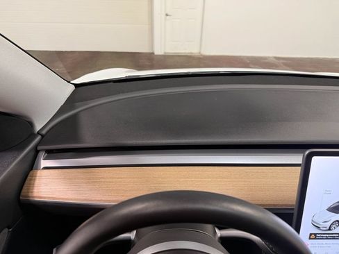 Used 2021 Tesla Model Y Long Range AWD/4WD image 75