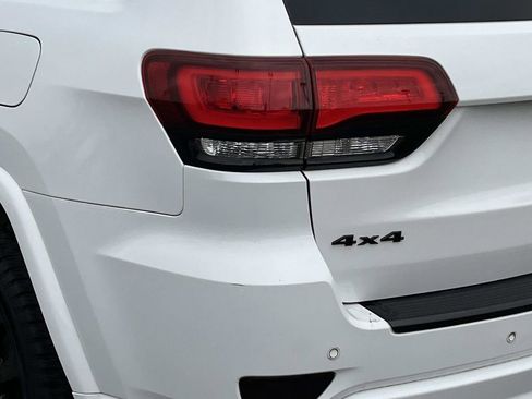 Used 2018 Jeep Grand Cherokee Altitude image 5