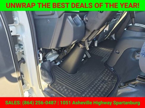 New 2025 Chevrolet Low Cab Forward image 20