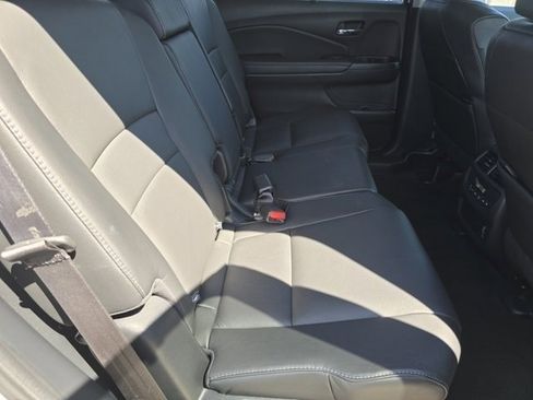 Used 2022 Honda Pilot Special Edition image 32