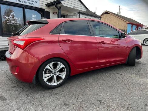 Used 2014 Hyundai Elantra GT w/ Option Group 03 FWD image 10