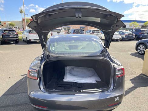 Used 2022 Tesla Model 3 Performance AWD/4WD image 21