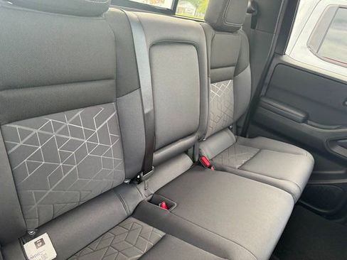 New 2026 Nissan Frontier SV w/ SV Convenience Package image 9