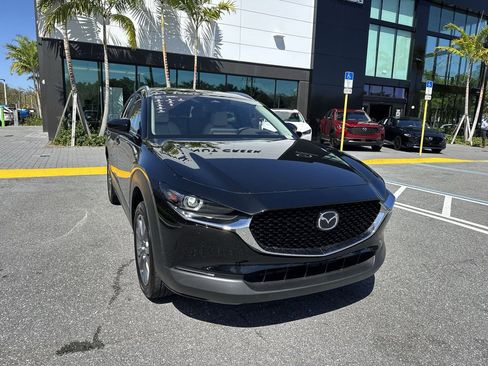 Certified 2025 MAZDA CX-30 AWD 2.5 S w/ Premium Package image 8