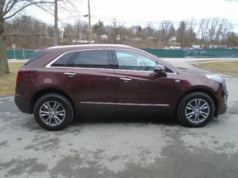 Used 2023 Cadillac XT5 Premium Luxury image 9