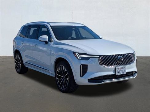 Used 2025 Volvo XC90 B6 Plus w/ Protection Package Premier image 7