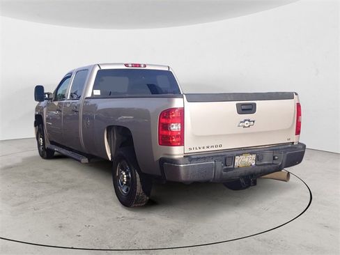 Used 2008 Chevrolet Silverado 2500 LT image 3
