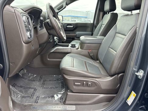 Used 2022 GMC Sierra 1500 Denali w/ Driver Alert Package II AWD/4WD image 24