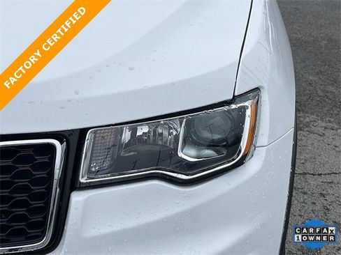 Certified 2022 Jeep Grand Cherokee Laredo E image 11