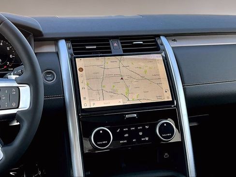 New 2025 Land Rover Discovery Dynamic SE AWD/4WD image 6