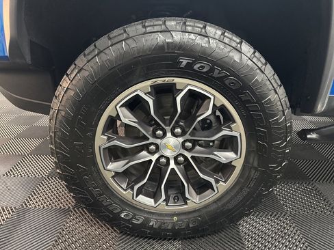 Used 2021 Chevrolet Colorado ZR2 image 37