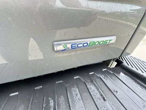 Used 2019 Ford F150 Lariat w/ Equipment Group 502A Luxury AWD/4WD image 31