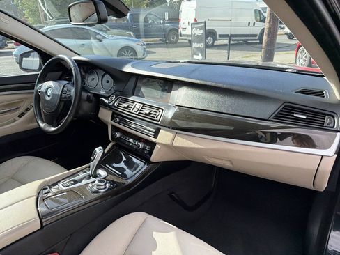 Used 2012 BMW 528i Sedan RWD image 18