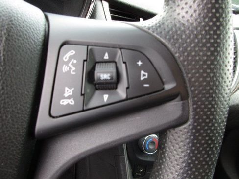 Used 2017 Chevrolet Trax LS AWD/4WD image 20