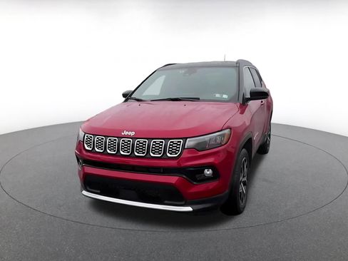 Used 2025 Jeep Compass Limited image 6