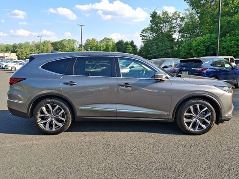 Used 2023 Acura MDX SH-AWD w/ Technology Package image 7