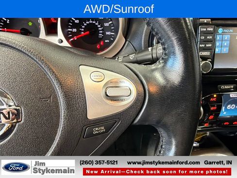 Used 2015 Nissan Juke SV w/ Technology Package AWD/4WD image 21