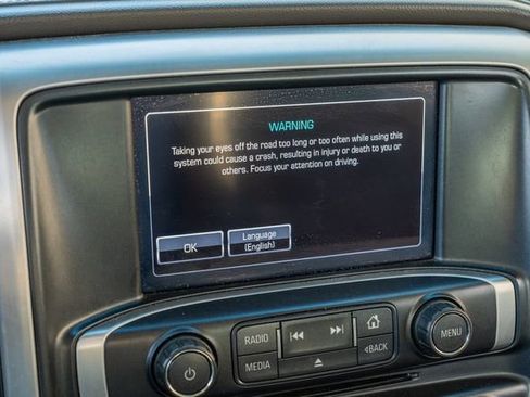 Used 2017 GMC Sierra 1500 SLT w/ SLT Premium Package image 28