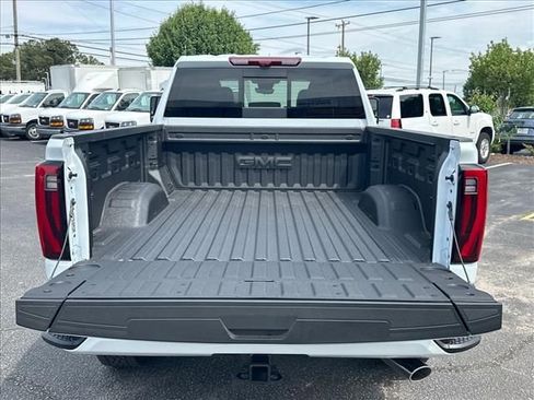 New 2026 GMC Sierra 2500 Denali w/ Denali Reserve Package AWD/4WD image 12