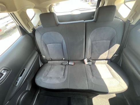 Used 2015 Nissan Rogue S w/ Convenience Package AWD/4WD image 27