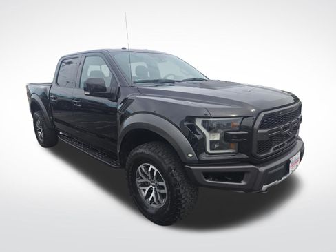 Used 2017 Ford F150 Raptor w/ Equipment Group 802A Luxury AWD/4WD image 4