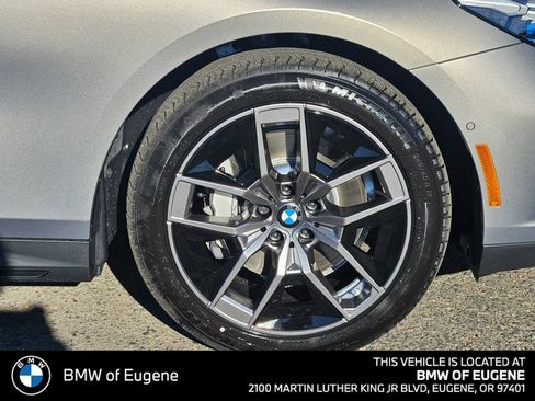 New 2026 BMW 530i xDrive w/ Premium Package AWD/4WD image 9