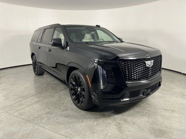 Used 2026 Cadillac Escalade ESV Platinum Sport w/ LPO, ONYX Package AWD/4WD image 2