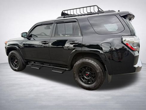 Used 2021 Toyota 4Runner Trail Special Edition AWD/4WD image 5