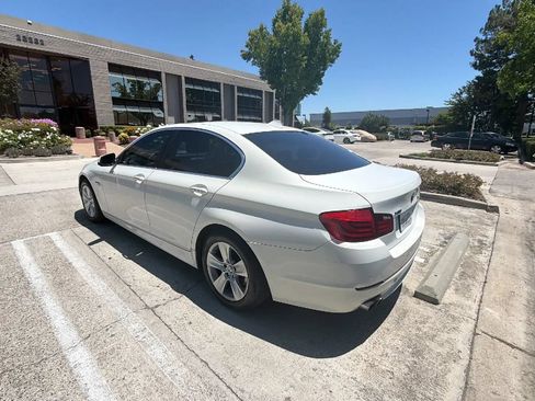 Used 2013 BMW 528i xDrive Sedan AWD/4WD image 5