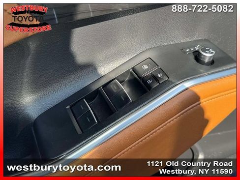 Certified 2024 Toyota Highlander Platinum AWD/4WD image 21