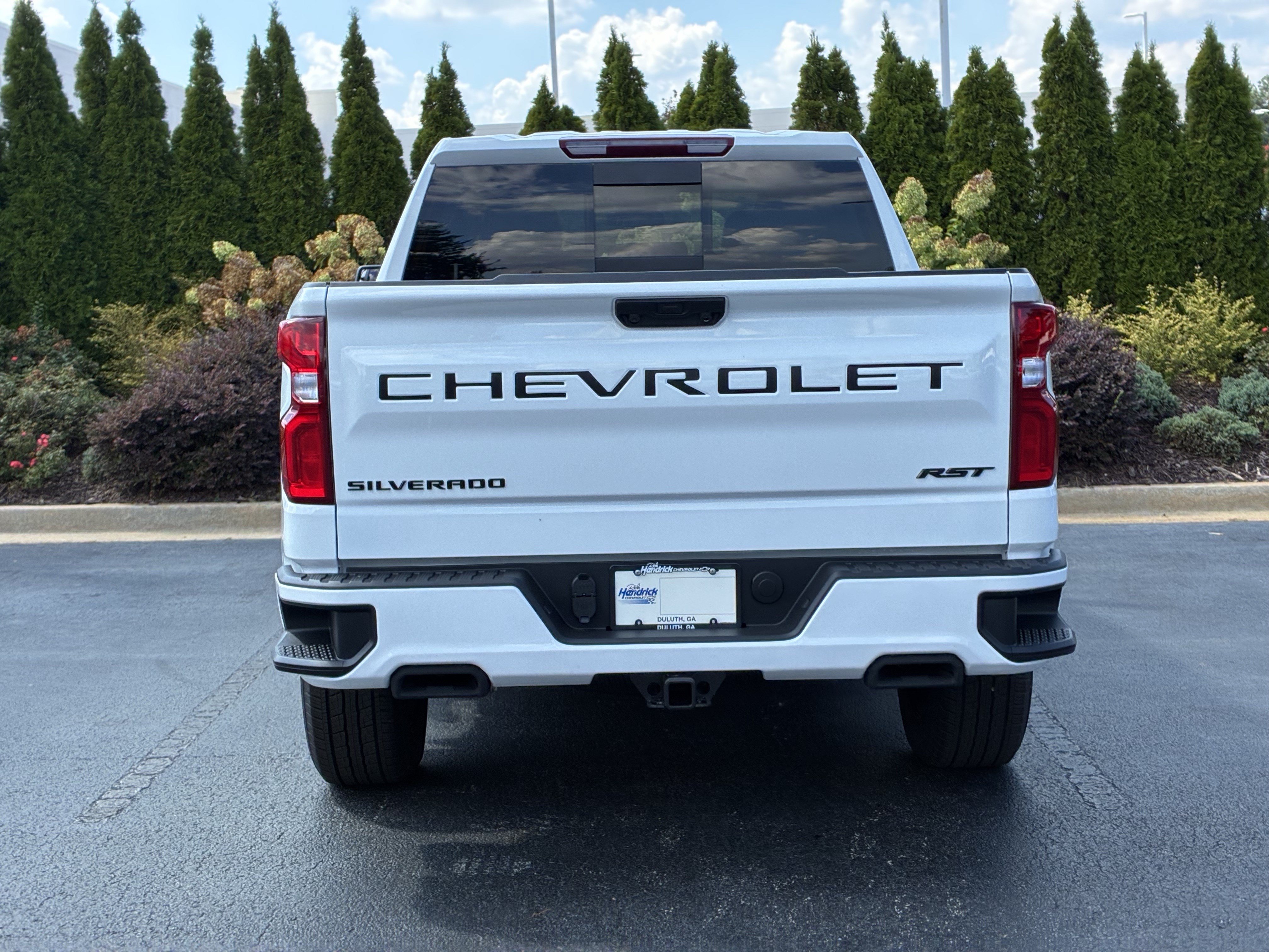 New 2026 Chevrolet Silverado 1500 RST w/ Dark Appearance Package AWD/4WD image 8